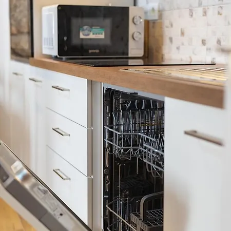 Kamena Villa Kornić