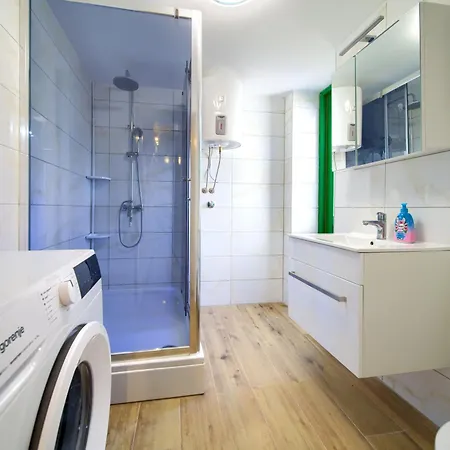 Kamena Вилла Корнич